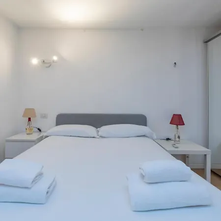 Apartment I Host - Monza 23 Milan
